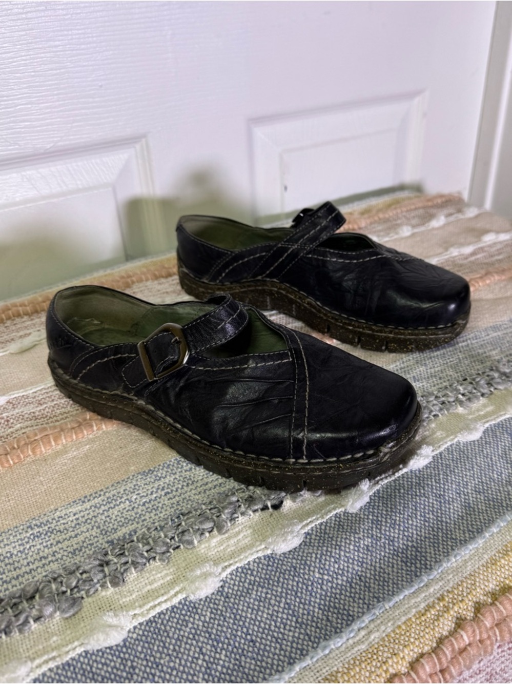 Earth Black Mary Jane Flats with Buckle